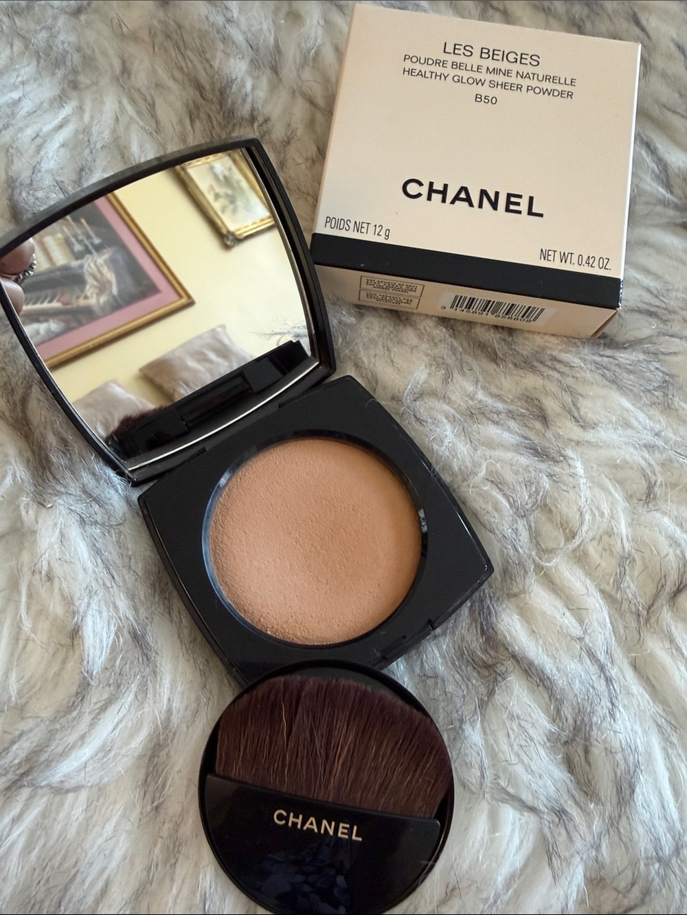 CHANEL Les beiges glow sheer powder B50